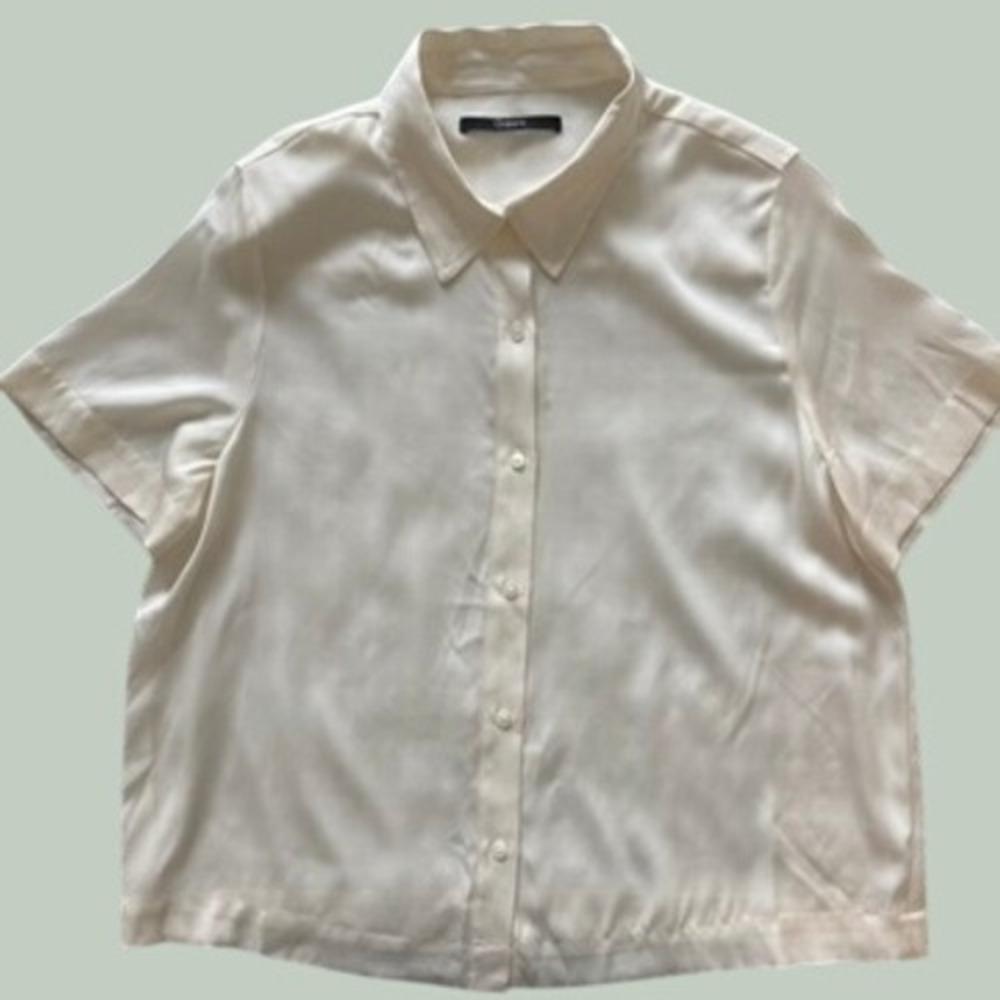 Quince Washable Stretch Silk Short Sleeve Button Down Shirt Ivory Cream Medium